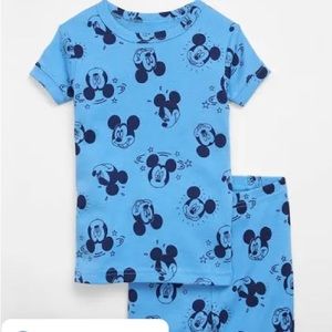 Two piece Mickey Mouse Pajamasa